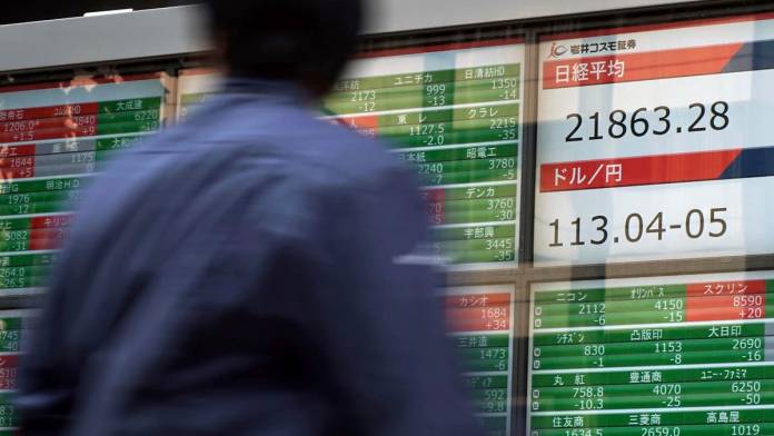 تجدد آمال التحفيز الأميركي يقفز بالأسهم اليابانية